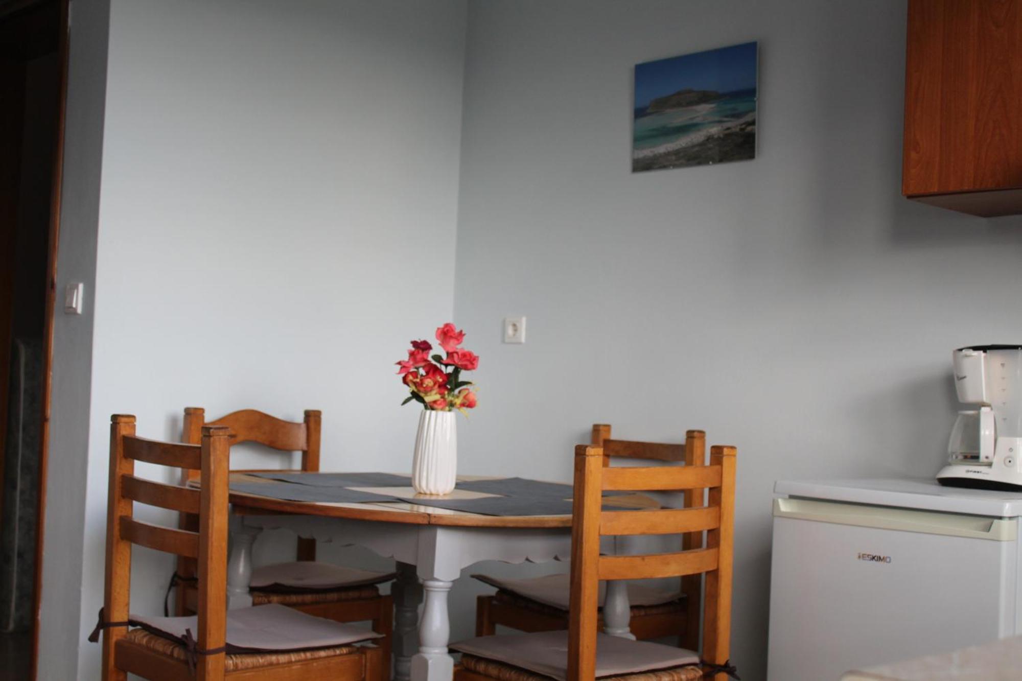Village Drapanias Apartments 키사모스 외부 사진
